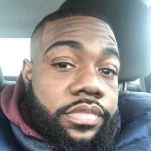 Meet your Posher, Derrick